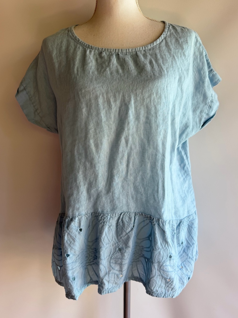Terzo Millennio Italian Linen Eyelet Ruffle Hem Top - sz S